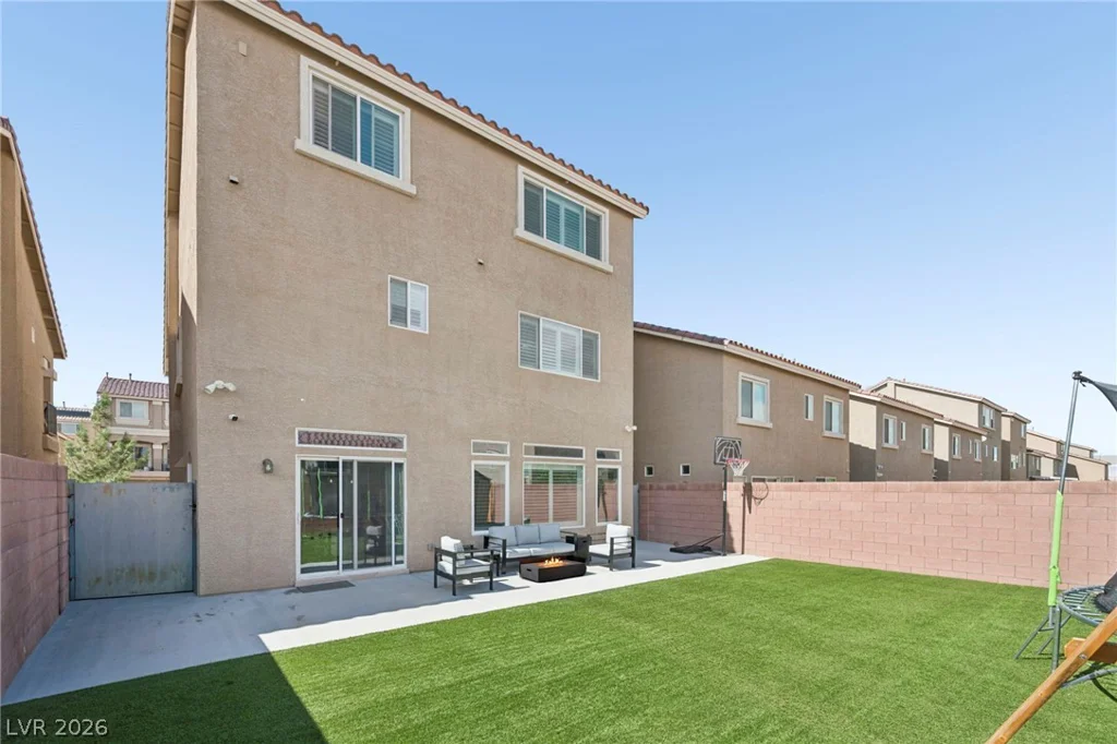 7074 Switchback Ridge, Las Vegas, NV 89118