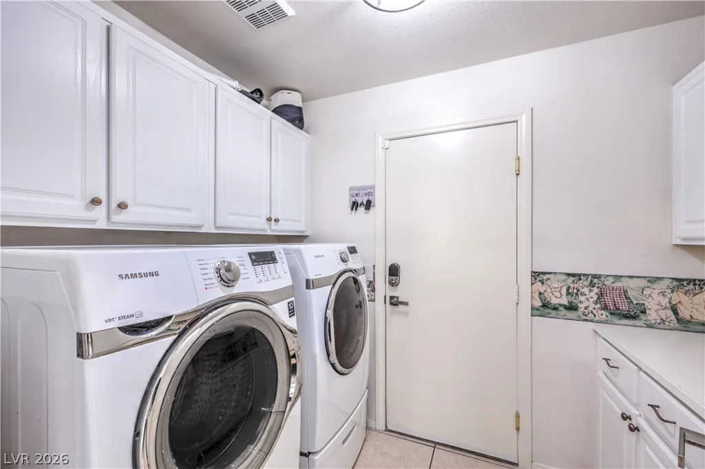 8251 Wild Diamond, Las Vegas, NV 89143