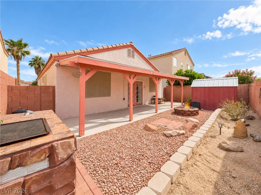 9474 Descending Creek, Las Vegas, NV 89123