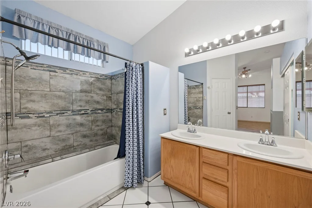9474 Descending Creek, Las Vegas, NV 89123