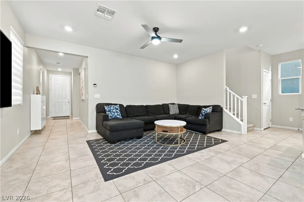 7002 Ford, Las Vegas, NV 89113