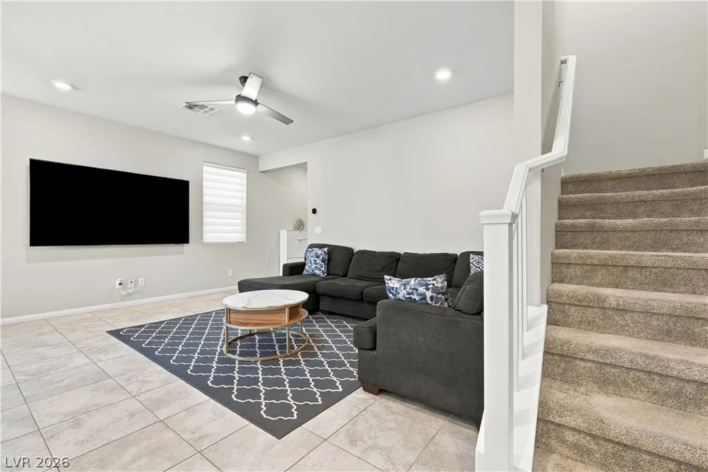 7002 Ford, Las Vegas, NV 89113