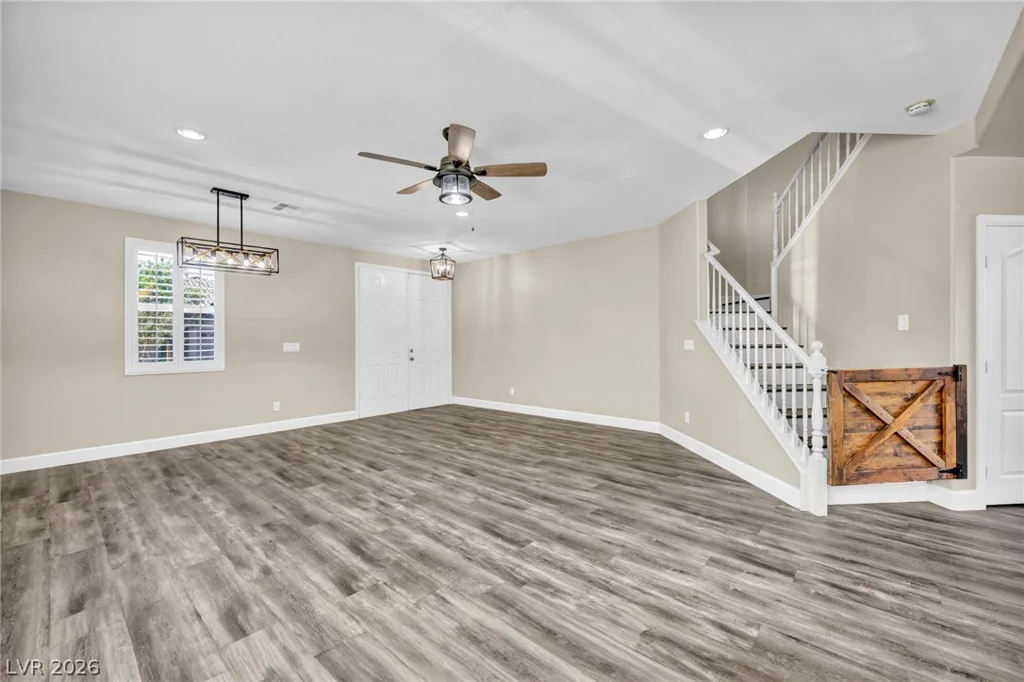 5924 Vista Creek, North Las Vegas, NV 89031