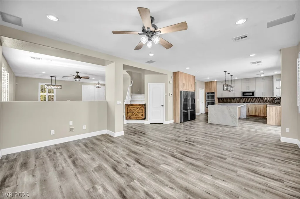 5924 Vista Creek, North Las Vegas, NV 89031