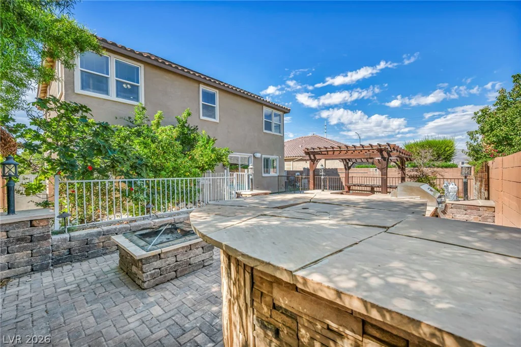 5924 Vista Creek, North Las Vegas, NV 89031