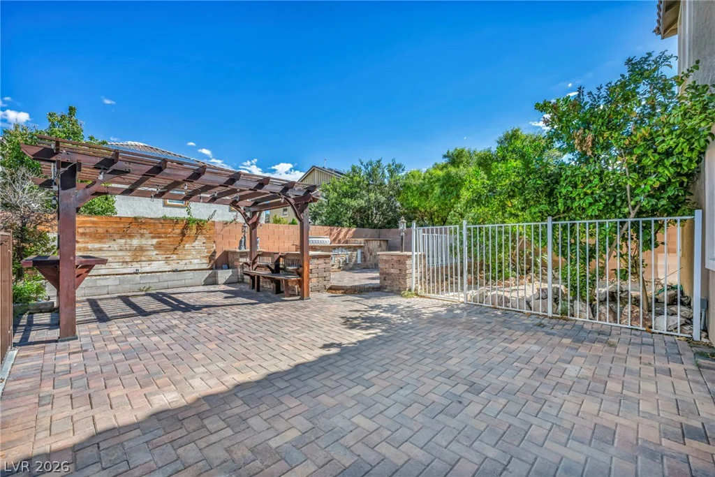 5924 Vista Creek, North Las Vegas, NV 89031