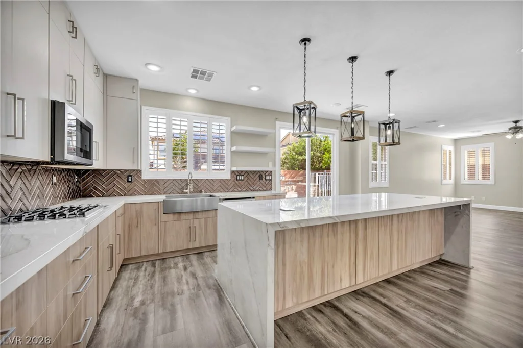 5924 Vista Creek, North Las Vegas, NV 89031