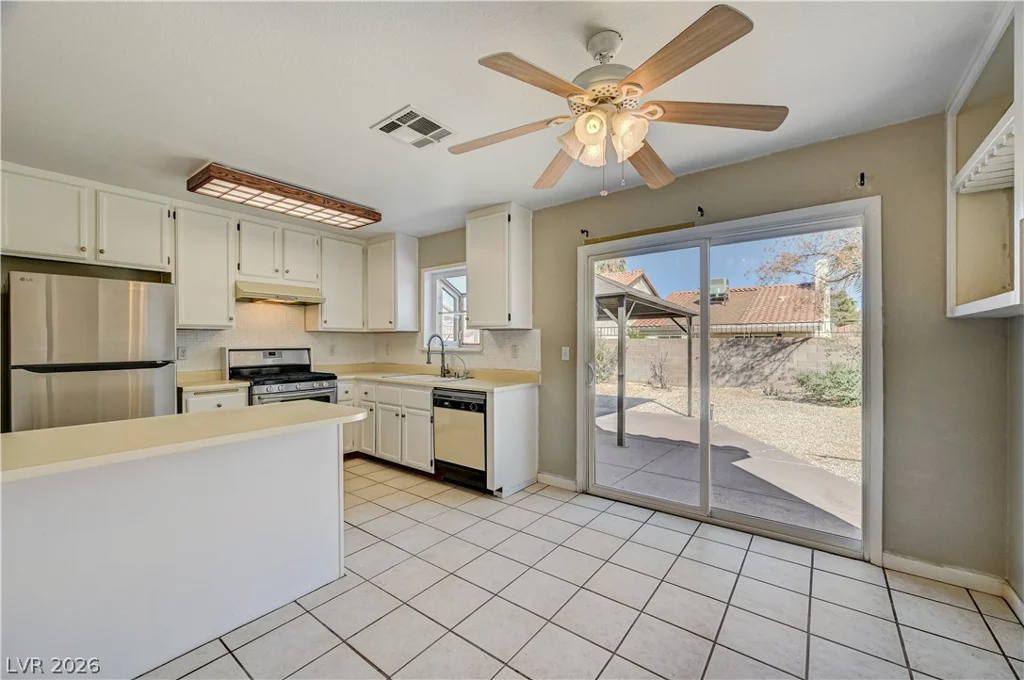 362 Manzanita, Henderson, NV 89014