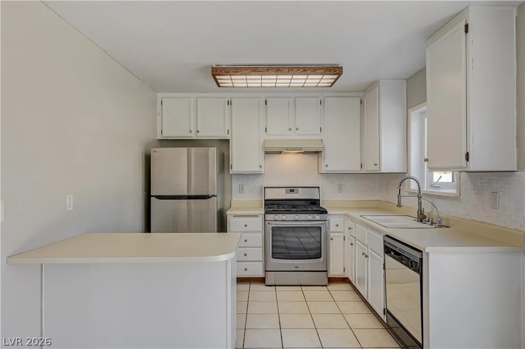 362 Manzanita, Henderson, NV 89014