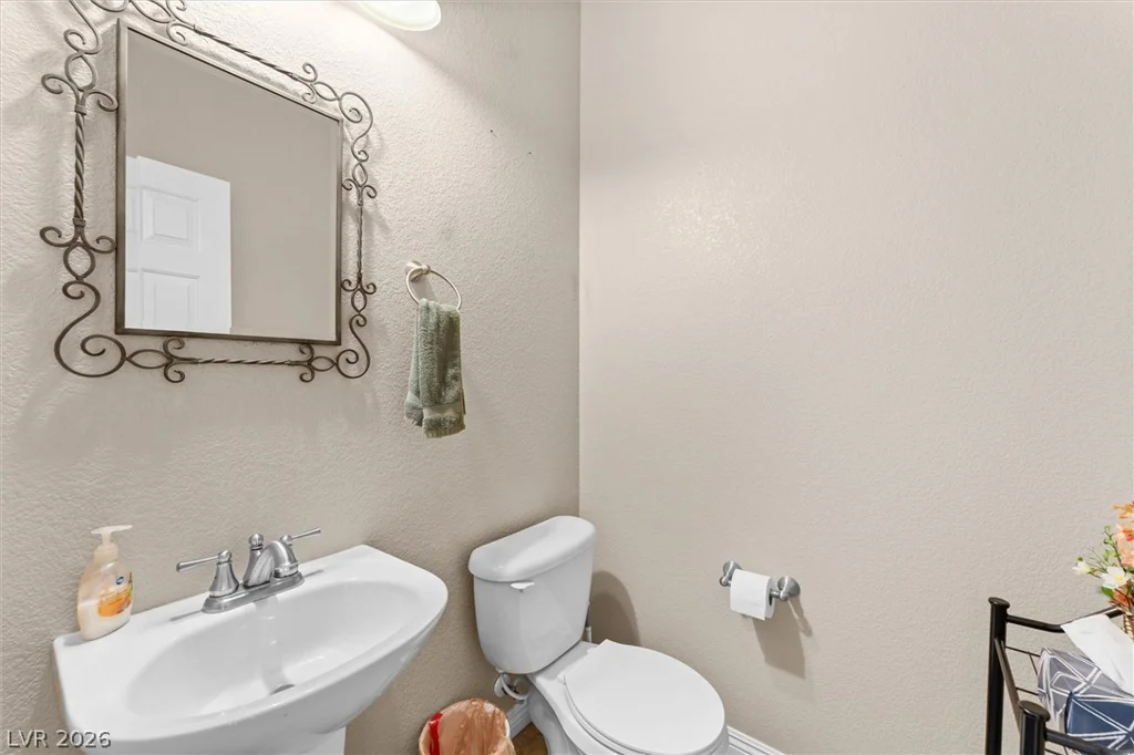 5540 Candle Pine, Las Vegas, NV 89135