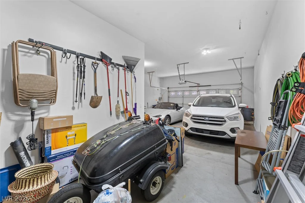 5540 Candle Pine, Las Vegas, NV 89135