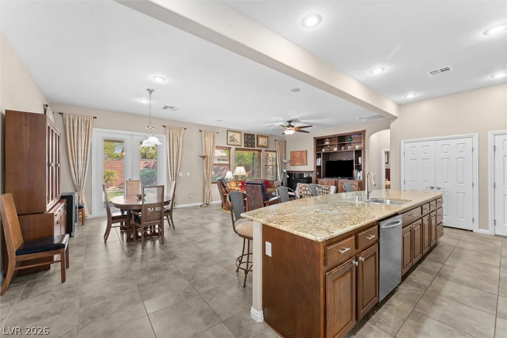 5540 Candle Pine, Las Vegas, NV 89135
