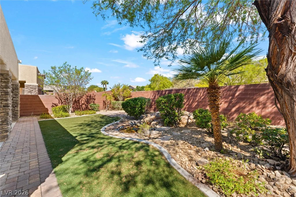 5540 Candle Pine, Las Vegas, NV 89135