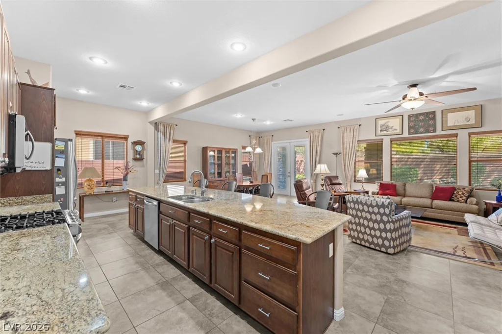 5540 Candle Pine, Las Vegas, NV 89135