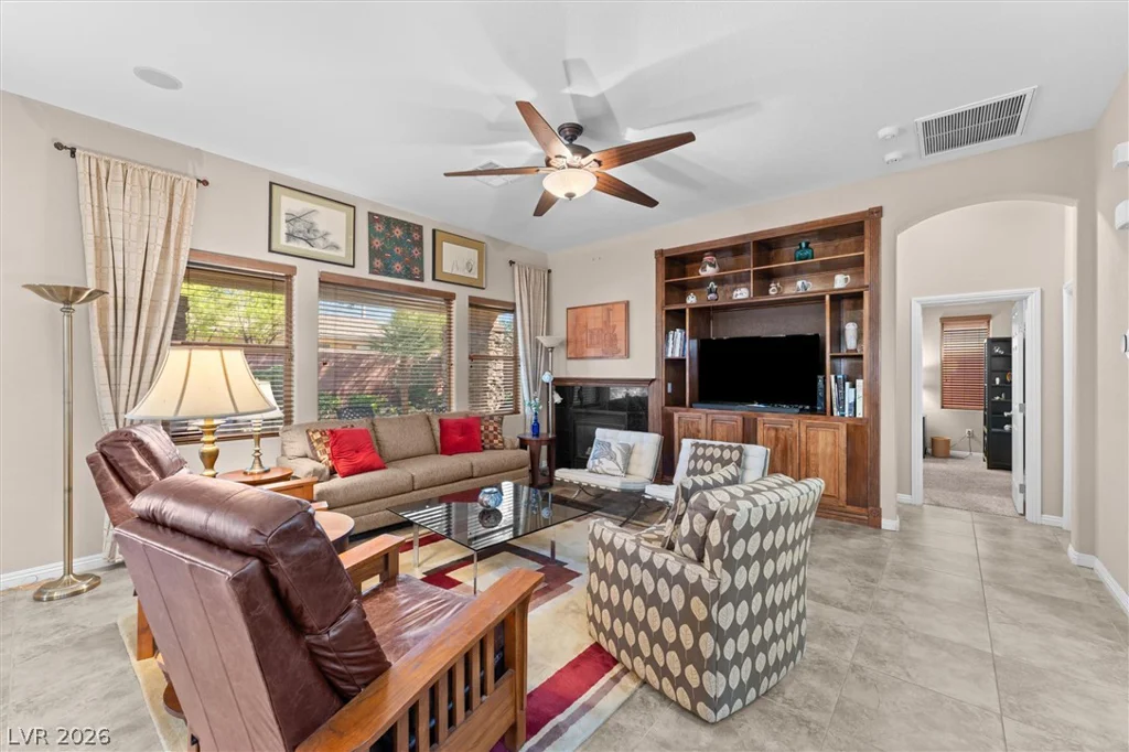 5540 Candle Pine, Las Vegas, NV 89135