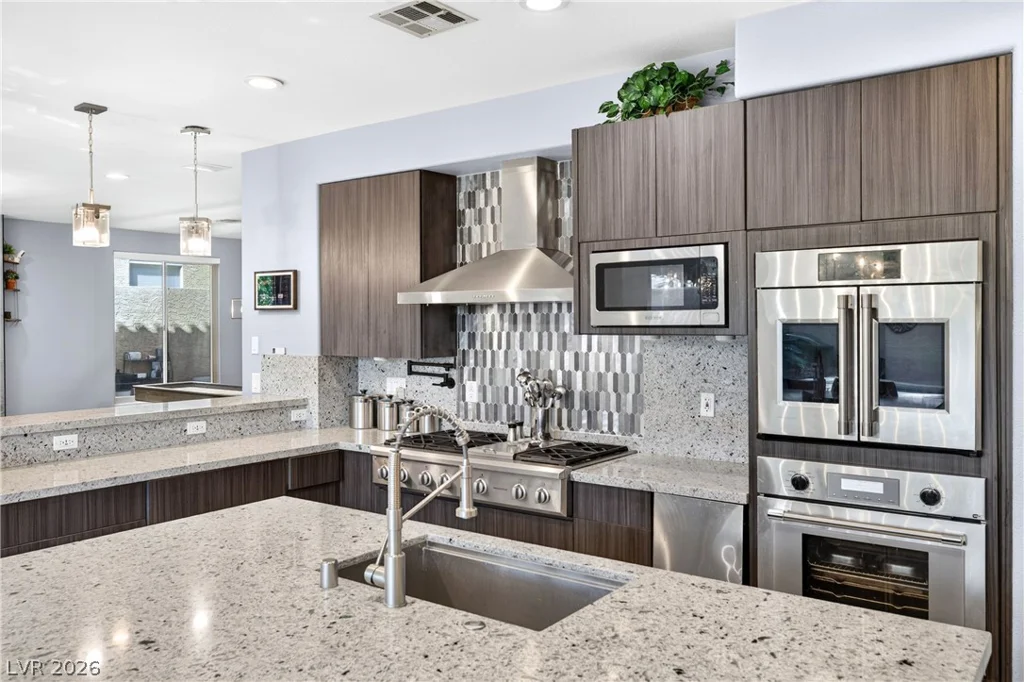 8413 Willow Point, Las Vegas, NV 89128
