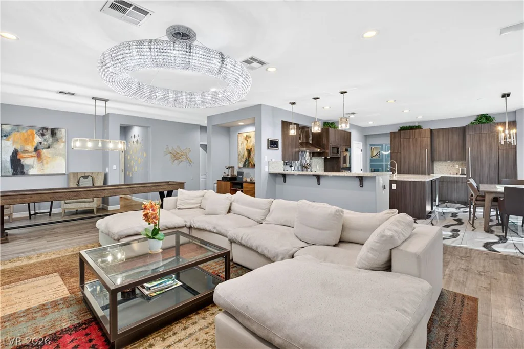 8413 Willow Point, Las Vegas, NV 89128