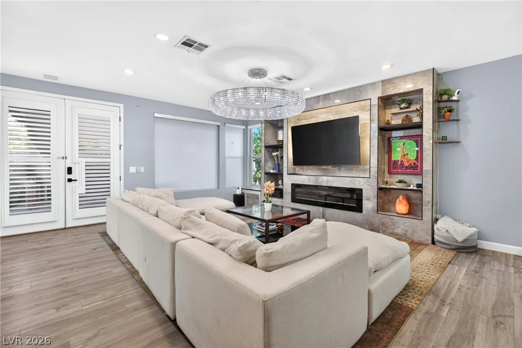 8413 Willow Point, Las Vegas, NV 89128