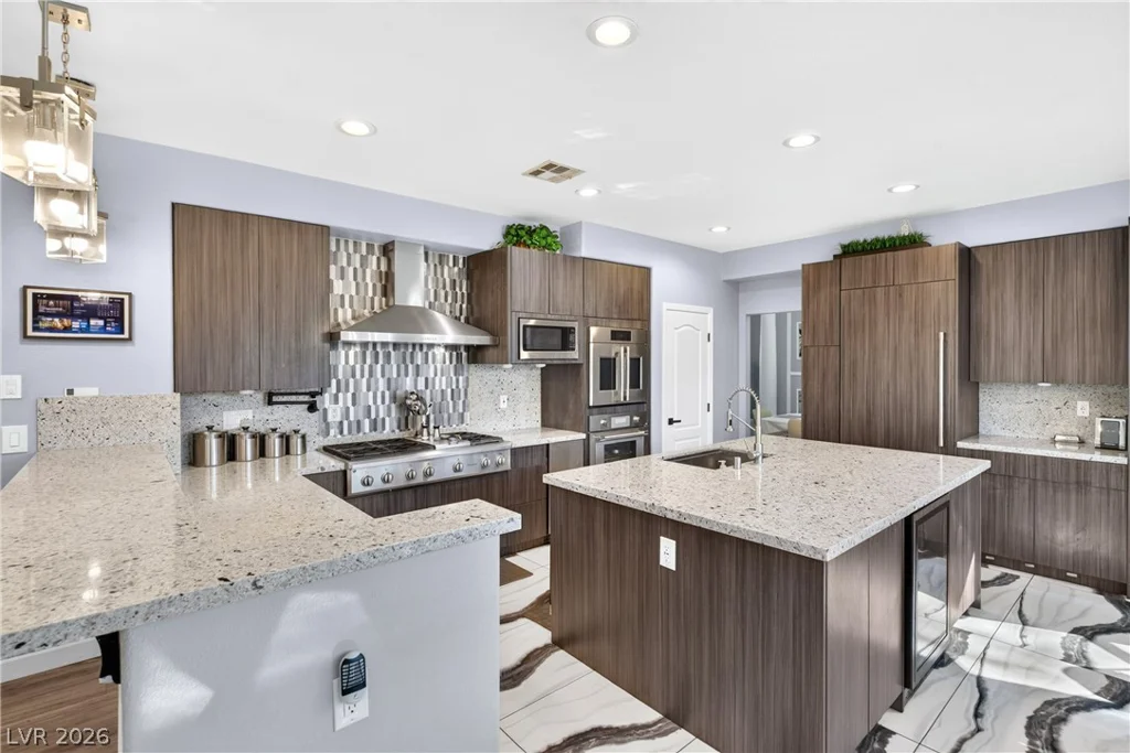 8413 Willow Point, Las Vegas, NV 89128
