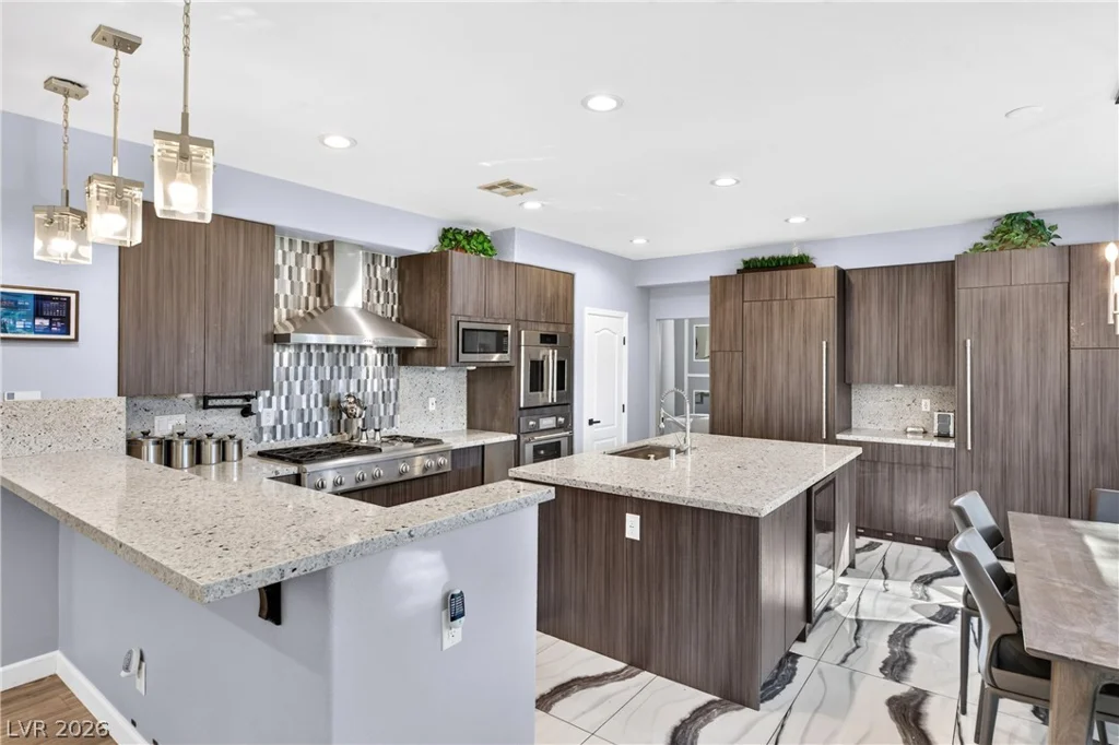 8413 Willow Point, Las Vegas, NV 89128