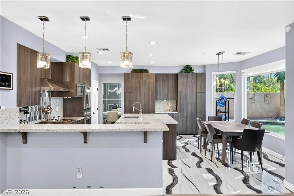 8413 Willow Point, Las Vegas, NV 89128