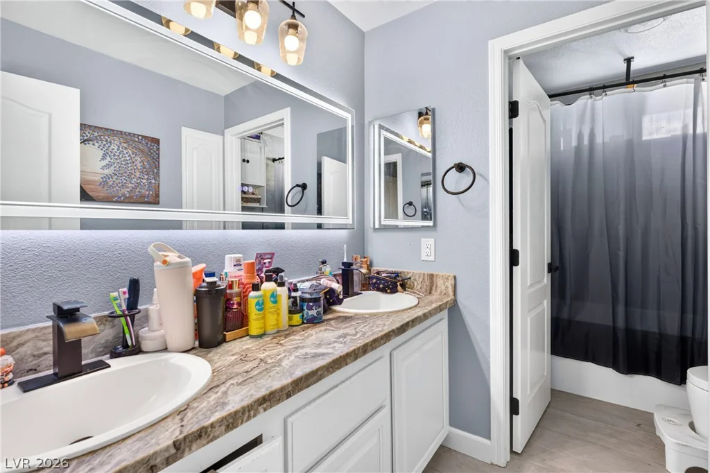 8413 Willow Point, Las Vegas, NV 89128