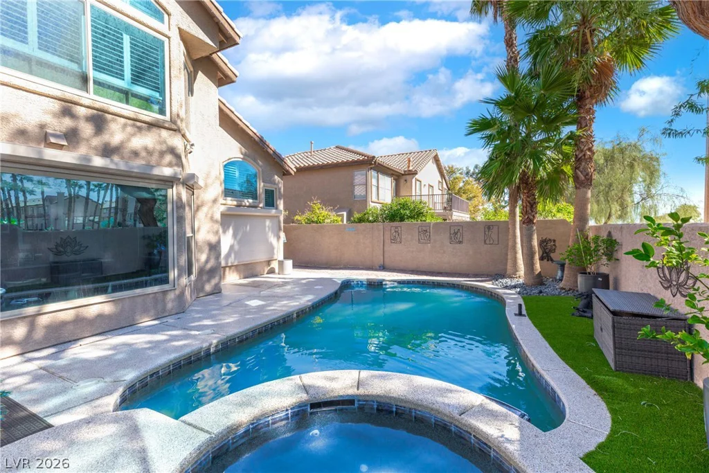 8413 Willow Point, Las Vegas, NV 89128