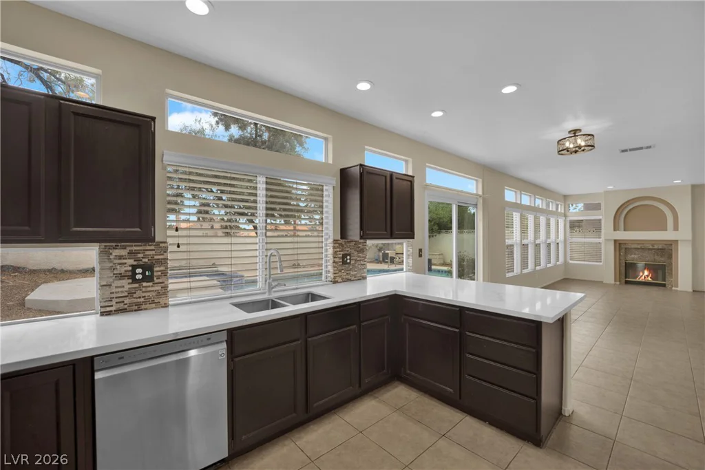 2106 Club Meadows, Henderson, NV 89074