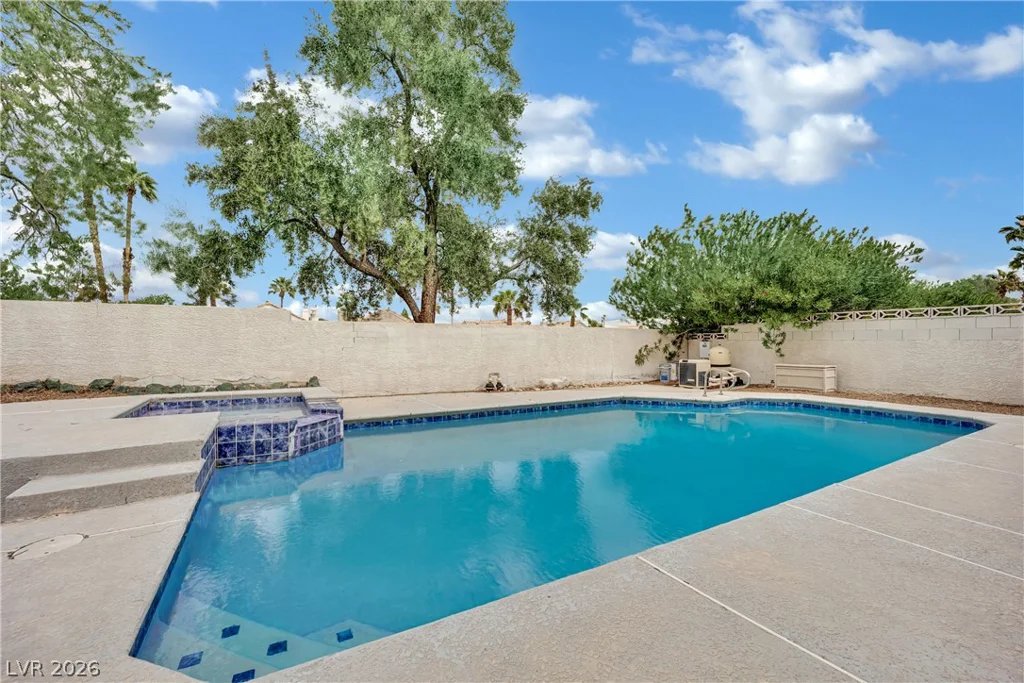 2106 Club Meadows, Henderson, NV 89074