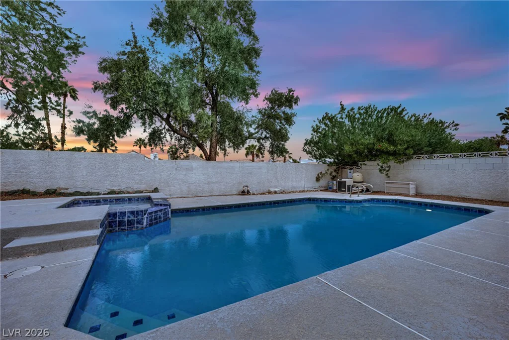 2106 Club Meadows, Henderson, NV 89074