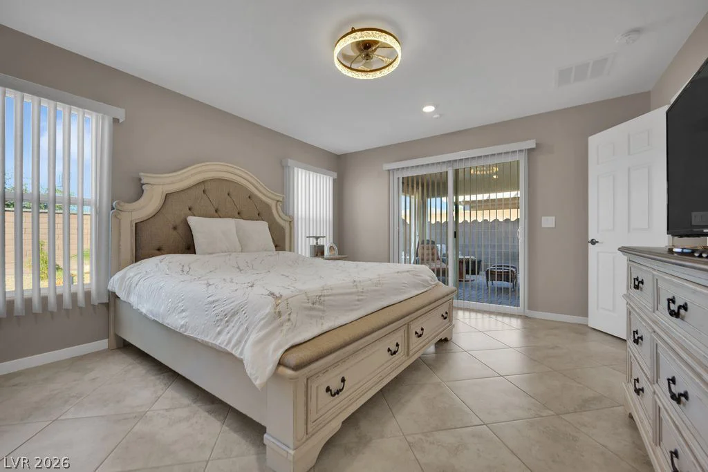 6833 Toll Mountain, North Las Vegas, NV 89086