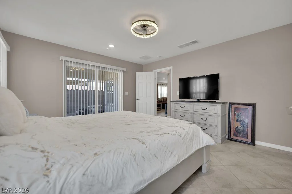 6833 Toll Mountain, North Las Vegas, NV 89086