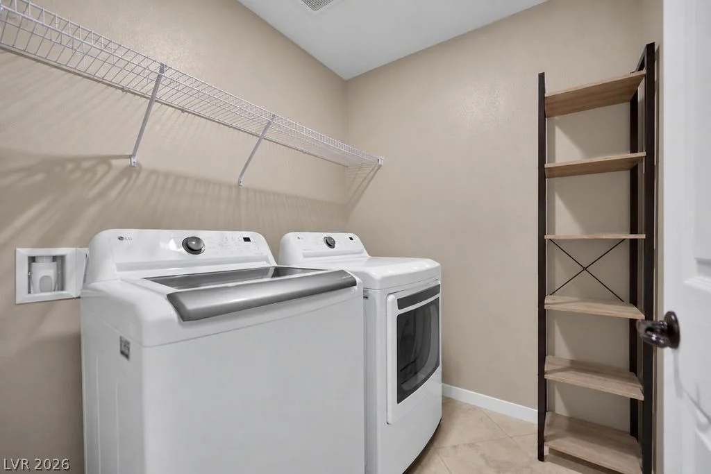6833 Toll Mountain, North Las Vegas, NV 89086