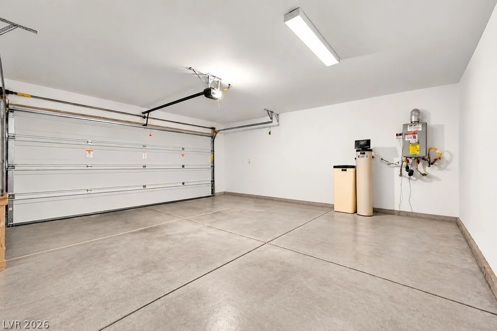 6833 Toll Mountain, North Las Vegas, NV 89086