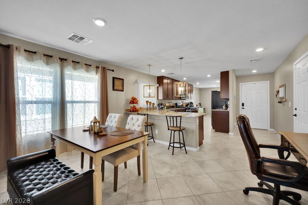 6833 Toll Mountain, North Las Vegas, NV 89086