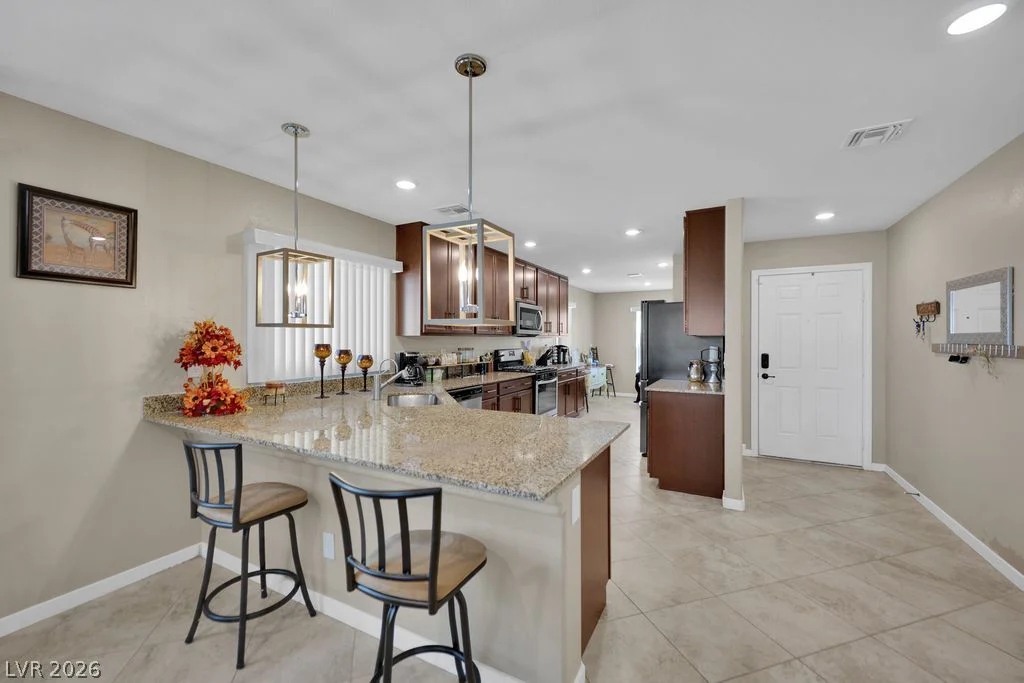 6833 Toll Mountain, North Las Vegas, NV 89086
