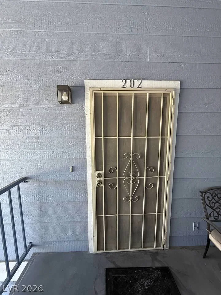 5795 Medallion, Las Vegas, NV 89122