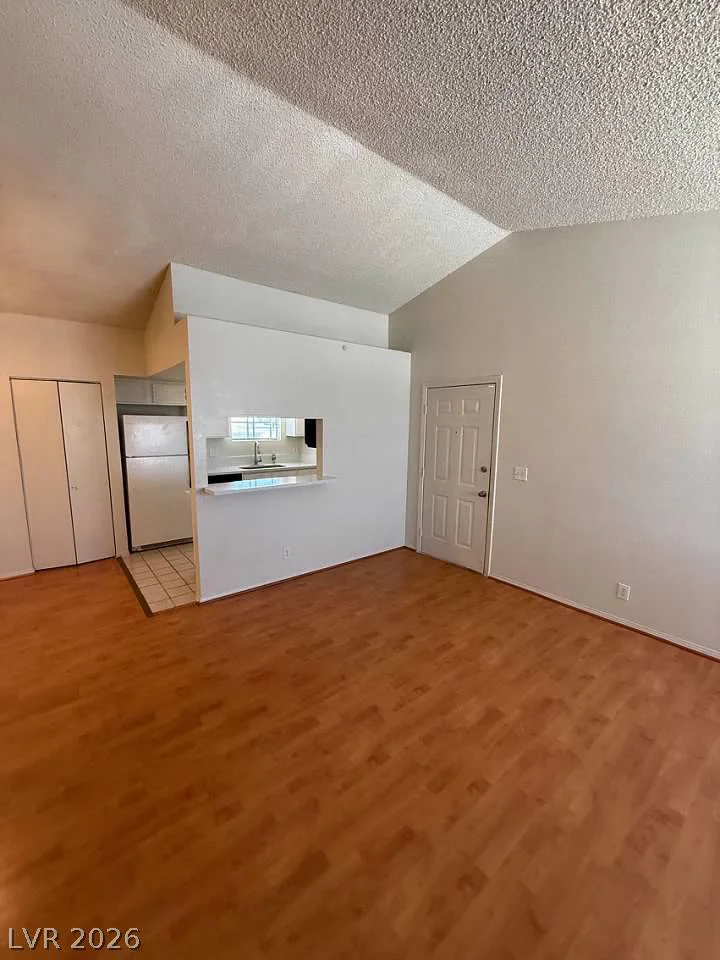 5795 Medallion, Las Vegas, NV 89122