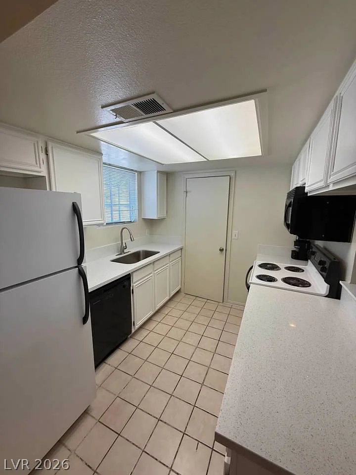 5795 Medallion, Las Vegas, NV 89122