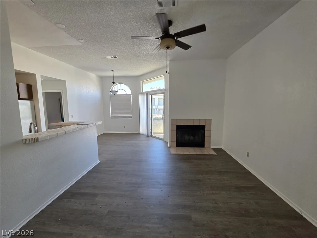 3150 Soft Breezes, Las Vegas, NV 89128