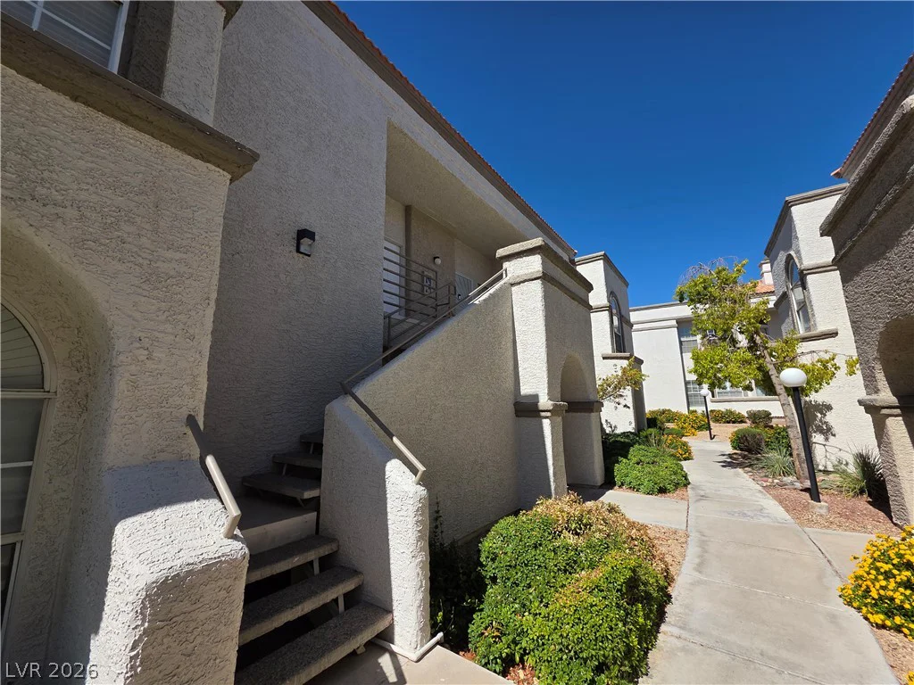 3150 Soft Breezes, Las Vegas, NV 89128