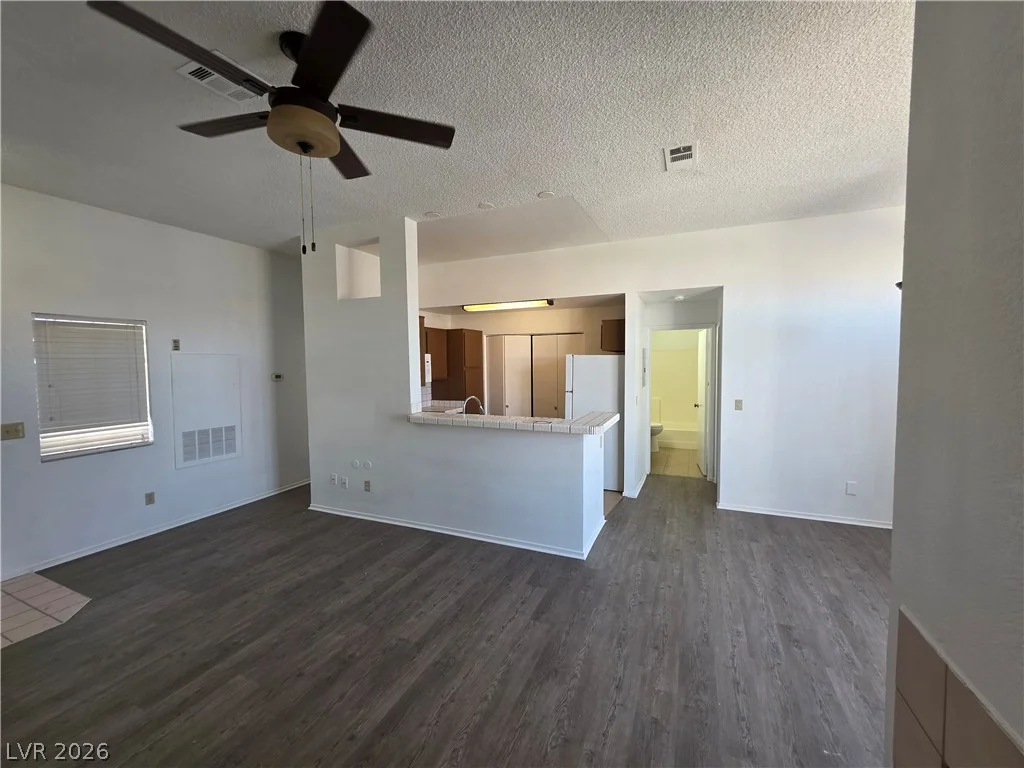 3150 Soft Breezes, Las Vegas, NV 89128