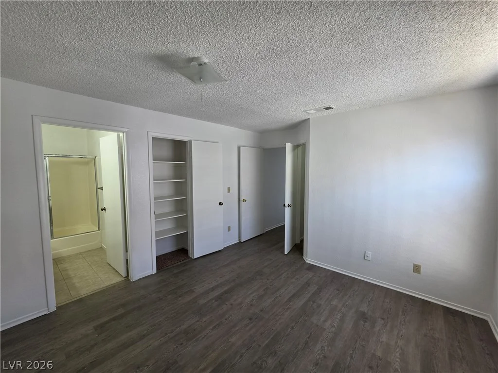 3150 Soft Breezes, Las Vegas, NV 89128