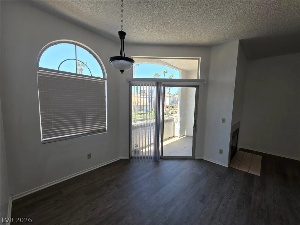 3150 Soft Breezes, Las Vegas, NV 89128