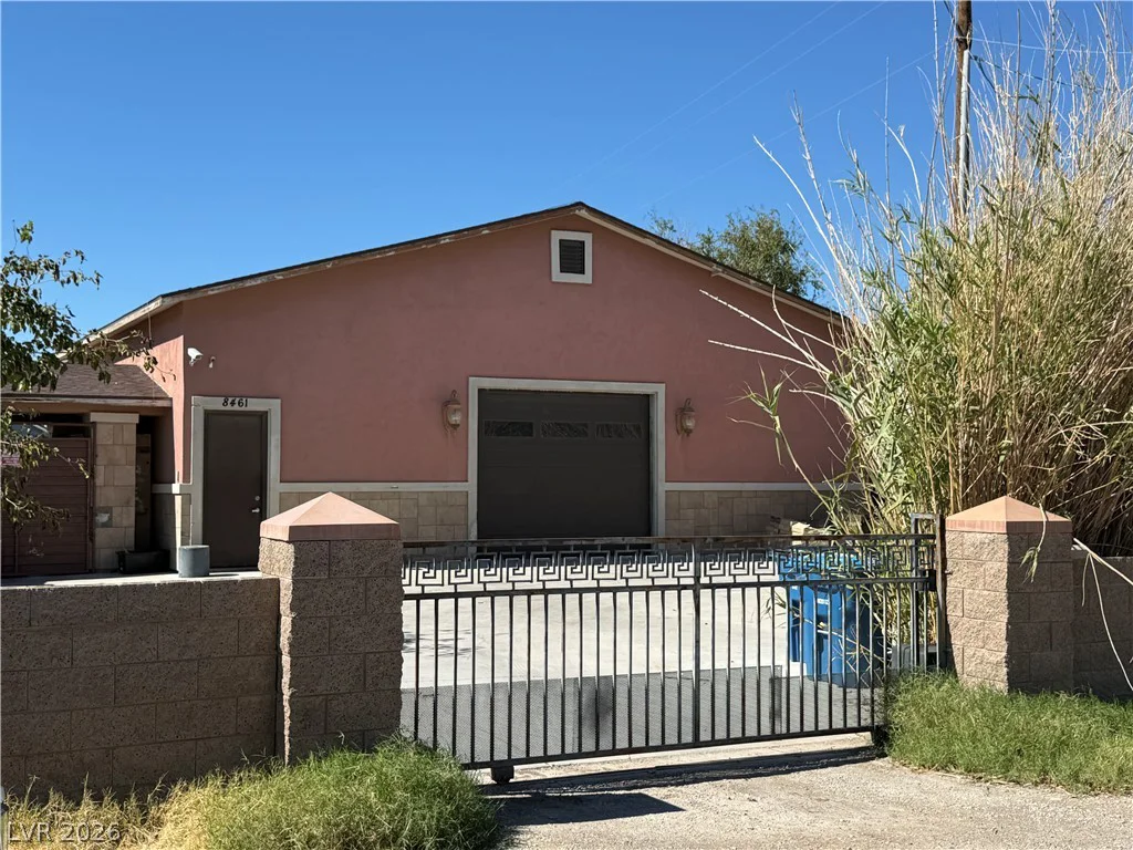 8461 Fairfield, Las Vegas, NV 89123