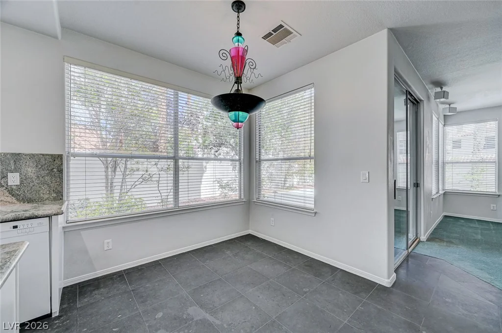 2832 Summer Lake, Las Vegas, NV 89128