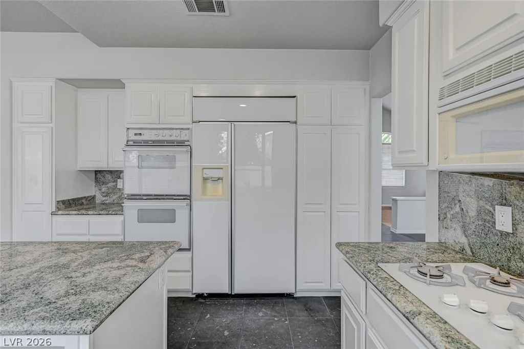 2832 Summer Lake, Las Vegas, NV 89128