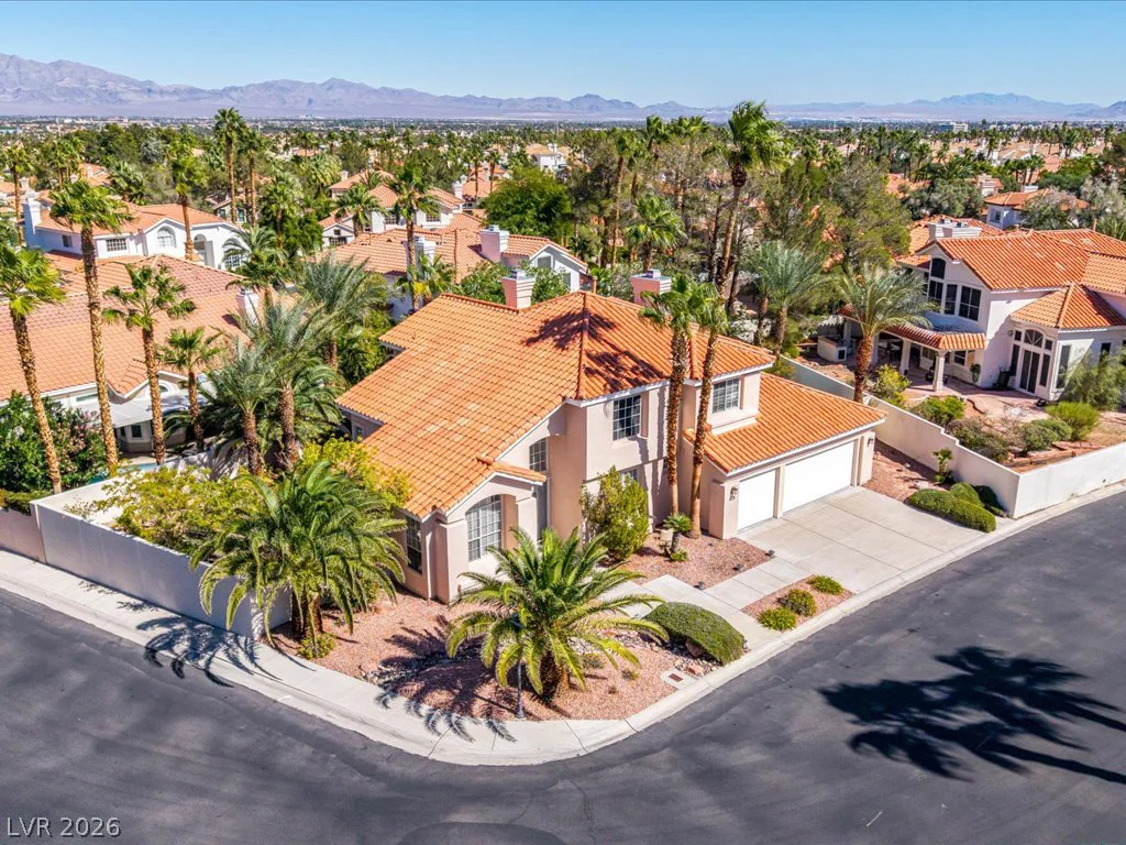 2832 Summer Lake, Las Vegas, NV 89128