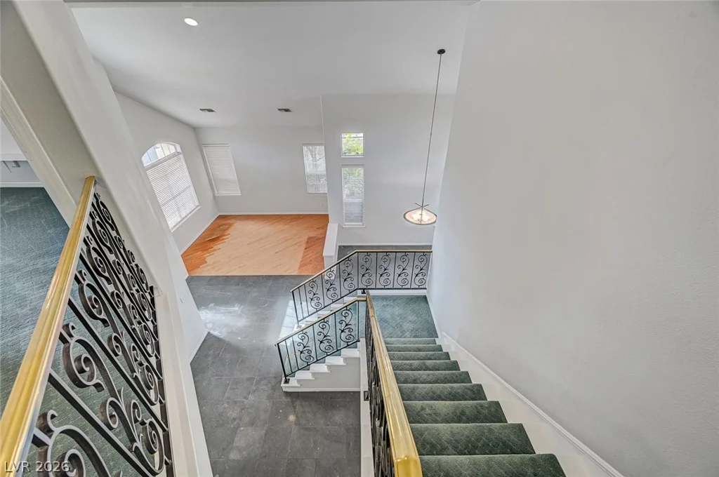 2832 Summer Lake, Las Vegas, NV 89128