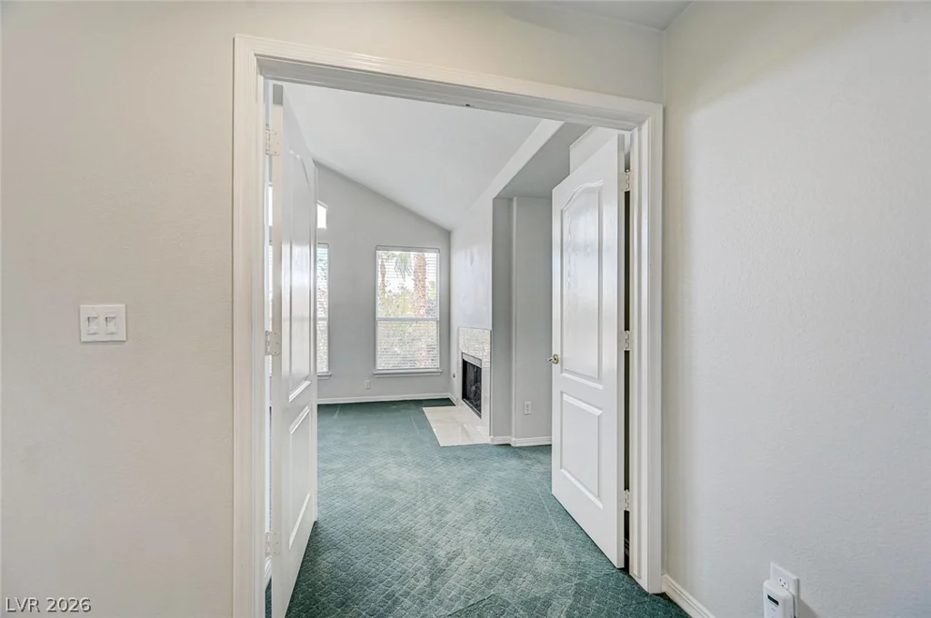 2832 Summer Lake, Las Vegas, NV 89128